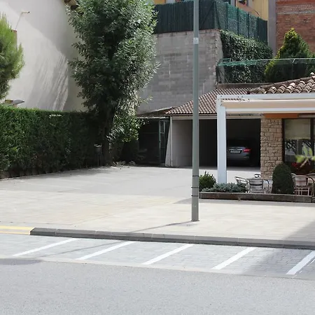 Hostal Montserrat-2